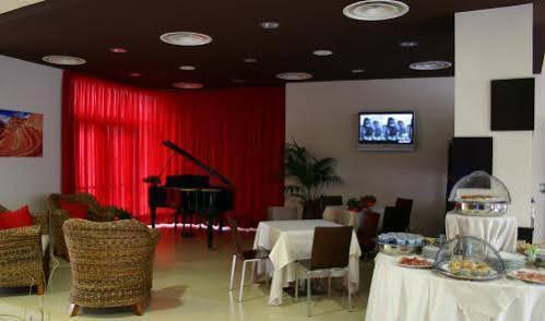 Hotel Le Sorgenti Popoli Buitenkant foto