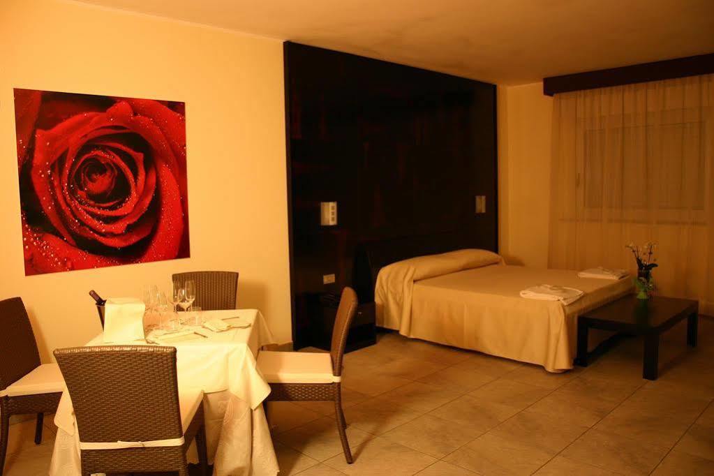Hotel Le Sorgenti Popoli Buitenkant foto